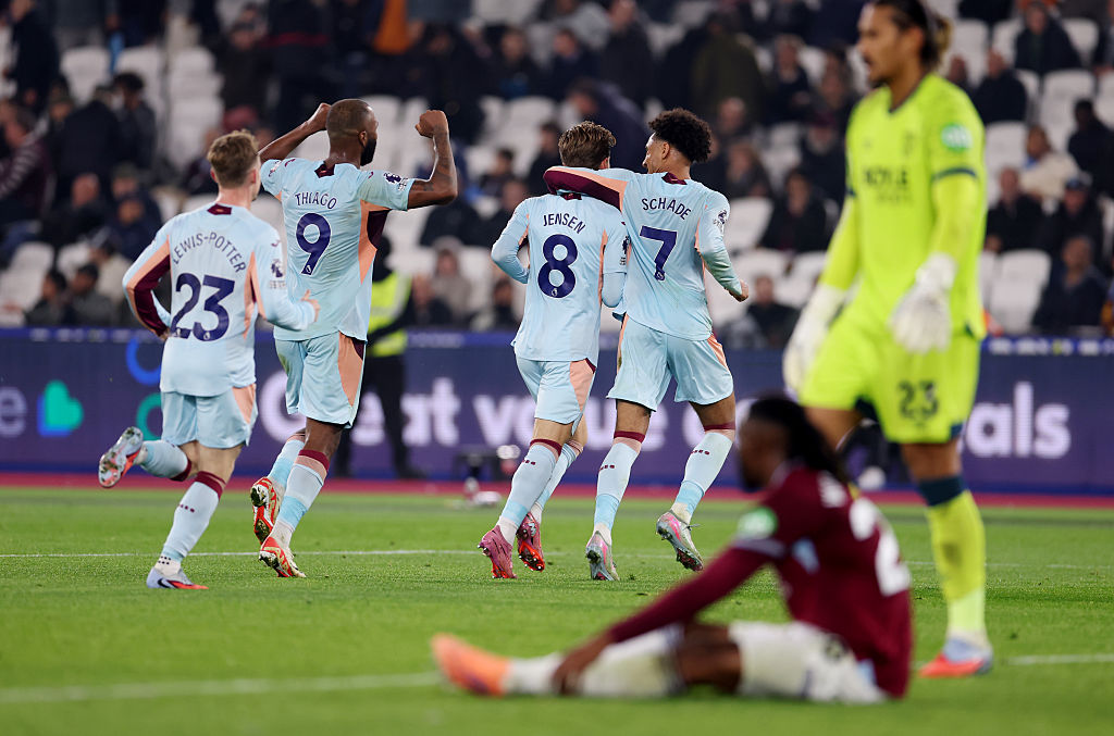 PL: tovább szenved a West Ham, a Brentford is legyőzte a „Kalapácsosokat”! – videóval