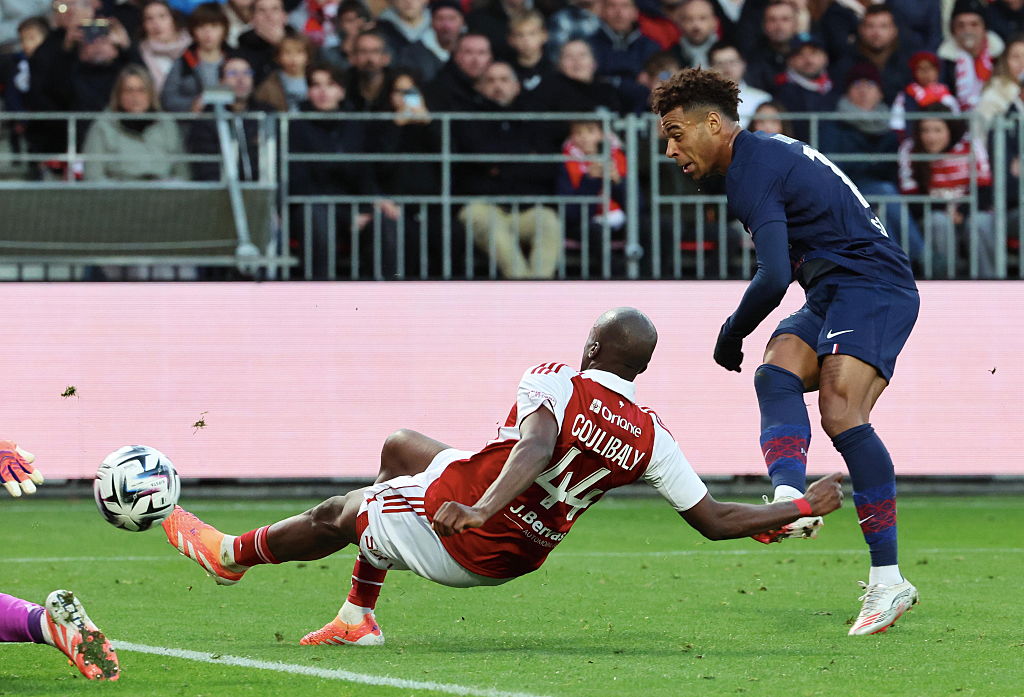 Súlyos combsérülés miatt hetekre kidőlt a PSG fiatal támadója Súlyos combsérülés miatt hetekre kidőlt a PSG fiatal támadója