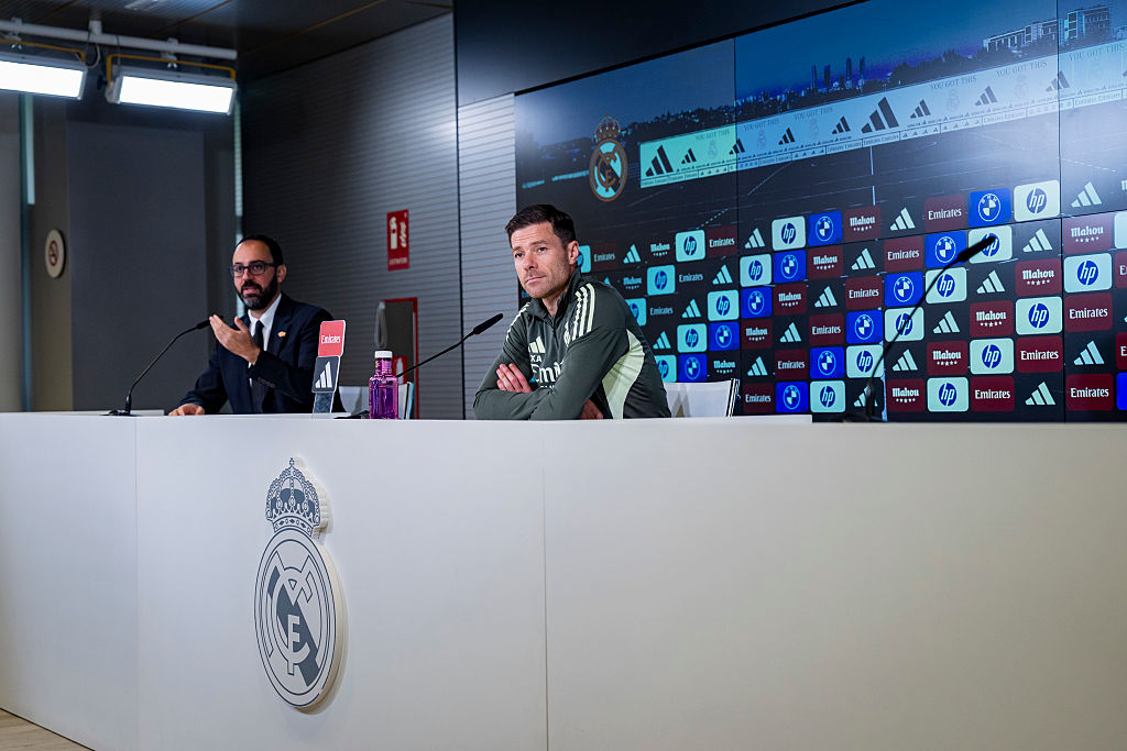 Xabi Alonso: „Mbappe számára is el fog jönni a pillanat, amikor pihentetnem kell” Xabi Alonso: „Mbappe számára is el fog jönni a pillanat, amikor pihentetnem kell”