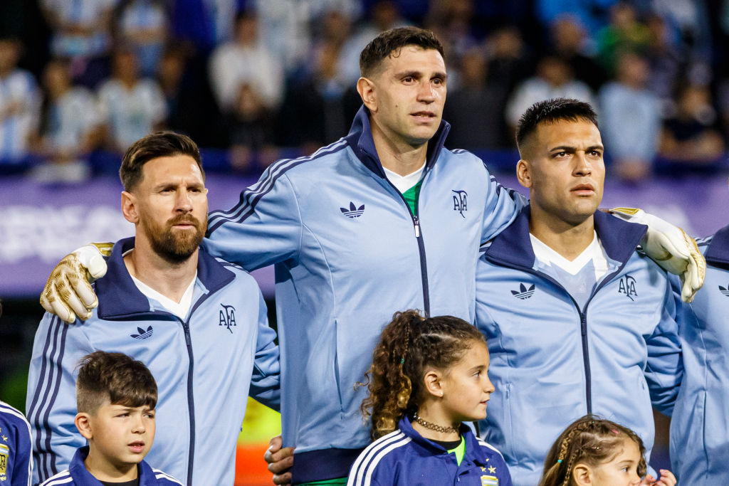 Vb 2026: első számú kapusa nélkül, de Lionel Messivel a fedélzetén a címvédő argentin válogatott – HIVATALOS