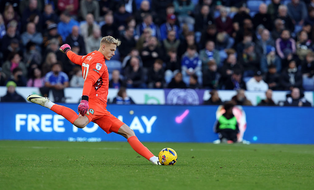 VIDEÓ: bravúros védéssel húzta le a rolót a magyar válogatott kapusa