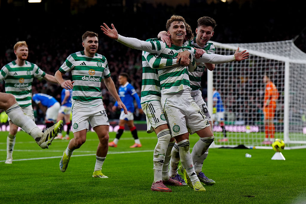 Skót Ligakupa: a Celtic hosszabbítás után ejtette ki az emberhátrányban játszó Rangerst – videóval