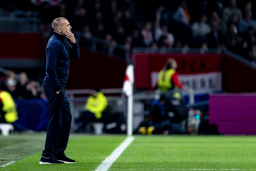 Menesztette vezetőedzőjét az Ajax – HIVATALOS