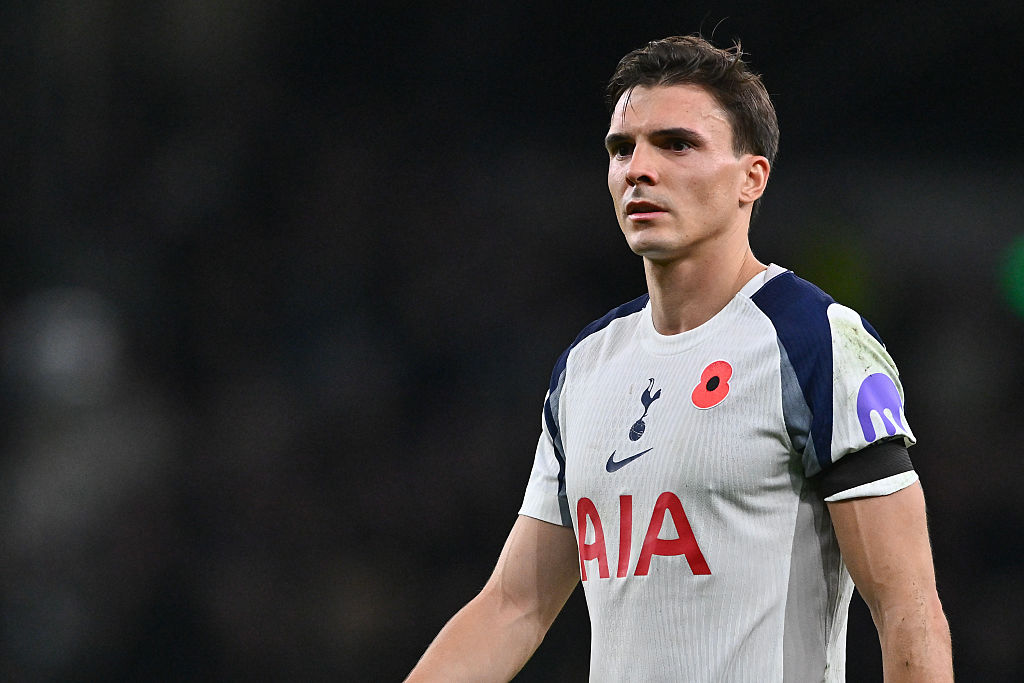 PL: a Tottenham végleg szerződtetné a Bayern Münchentől kölcsönvett középpályást! – sajtóhír