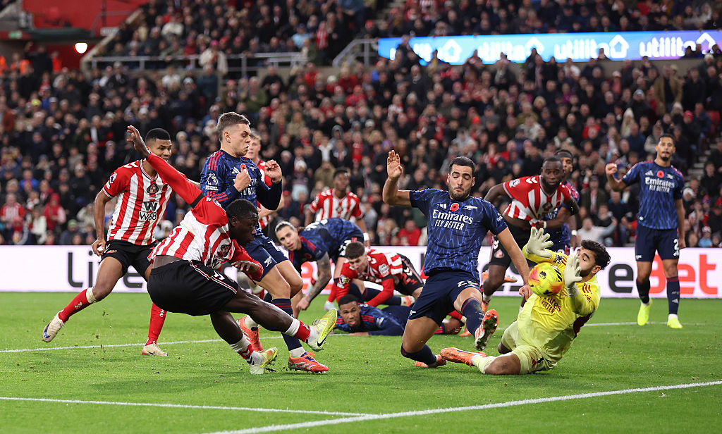 PL: a Sunderland otthonában hullajtott pontokat a listavezető Arsenal – videóval