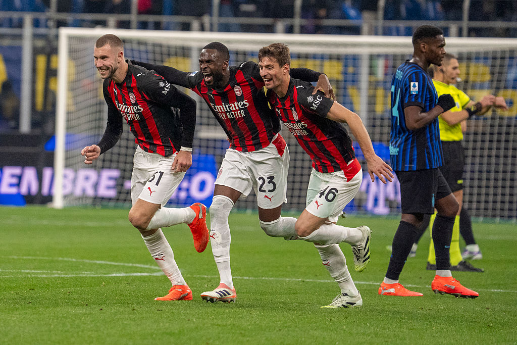 Szerződést hosszabbítana hátvédjével az AC Milan – sajtóhír