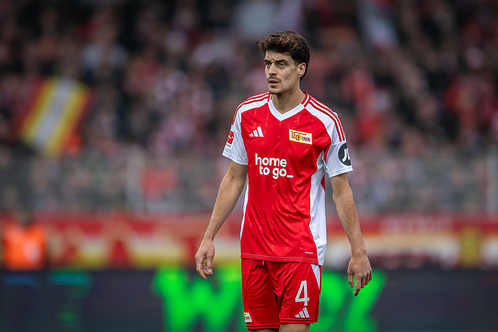 A Leeds United portugál játékossal erősítené meg a védelmét – sajtóhír