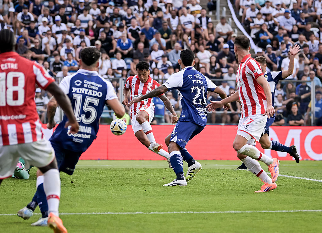 Argentína: az Estudiantes a városi rangadó megnyerésével jutott a döntőbe – videóval