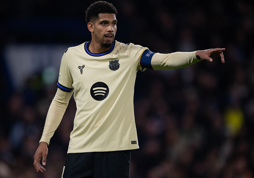 Barcelona: Ronald Araújo közel áll a visszatéréshez