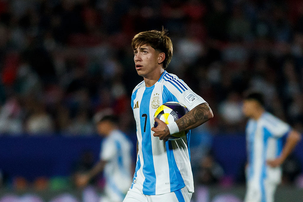 Az Ajax ajánlatot tett a Vélez Sarsfield tehetséges játékosáért – sajtóhír