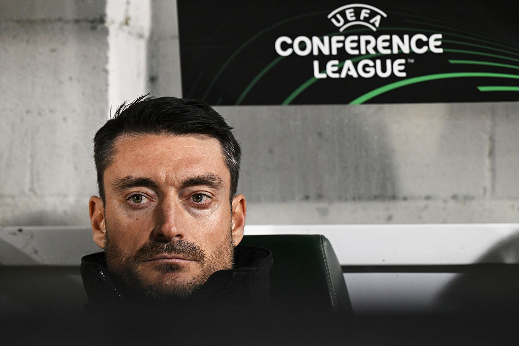 Spanyol vezetőedzőt nevezett ki az Eintracht Frankfurt! – Hivatalos