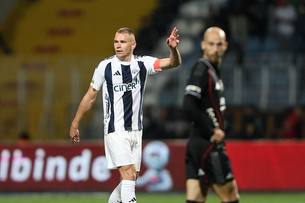 Ismét országot válthat a magyar válogatott védője – sajtóhír