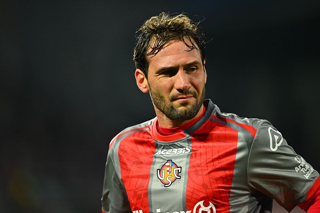 Másfél évtized után térhet vissza nevelőcsapatához a rutinos irányító – sajtóhír