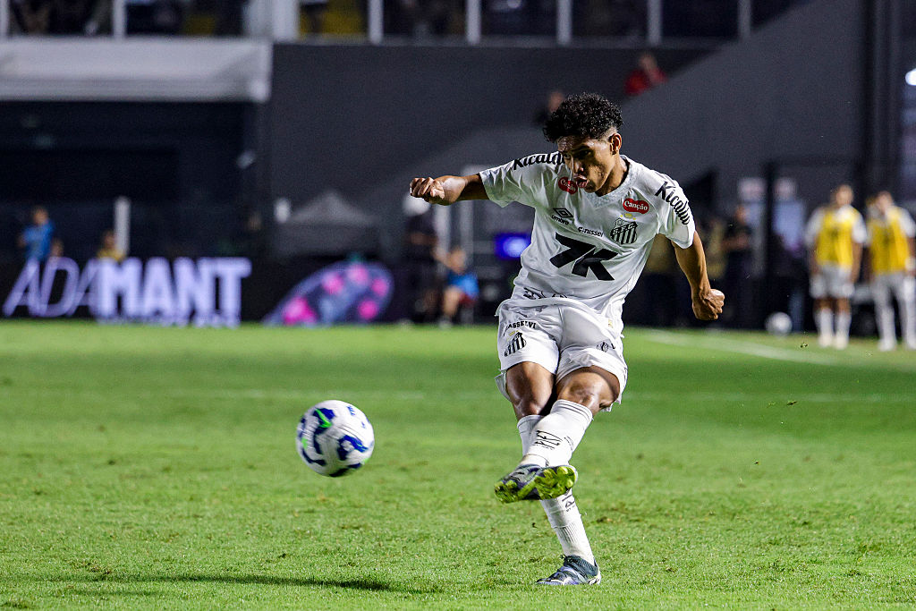 Brazil balhátvédet igazol a Tottenham – sajtóhír