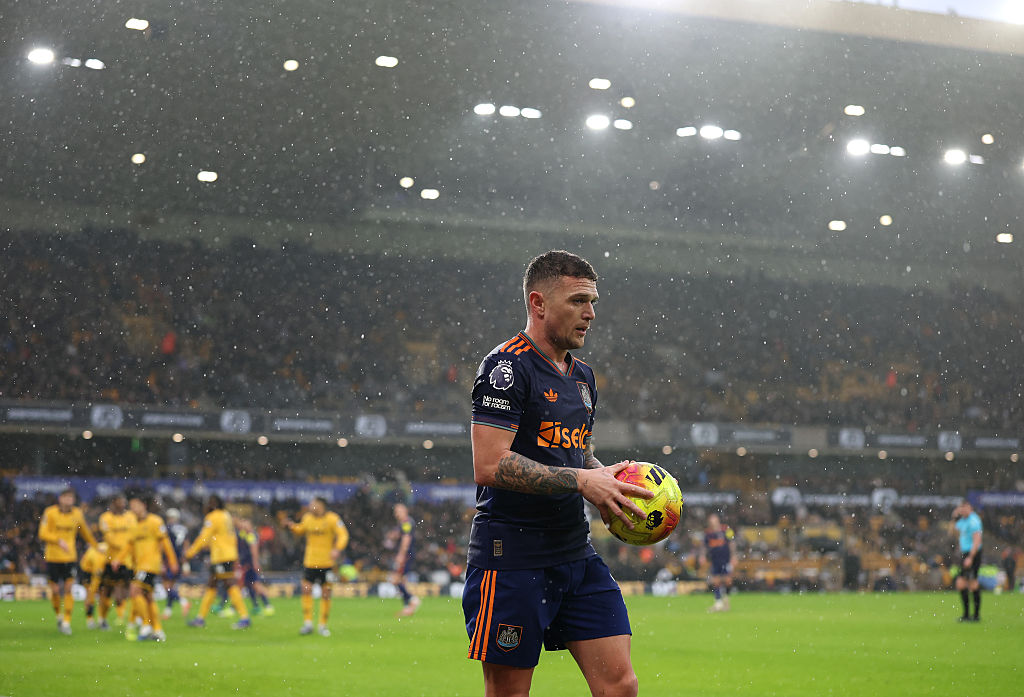 A Newcastle United rutinos játékosa további egy évre kötelezheti el magát a csapatnál – sajtóhír