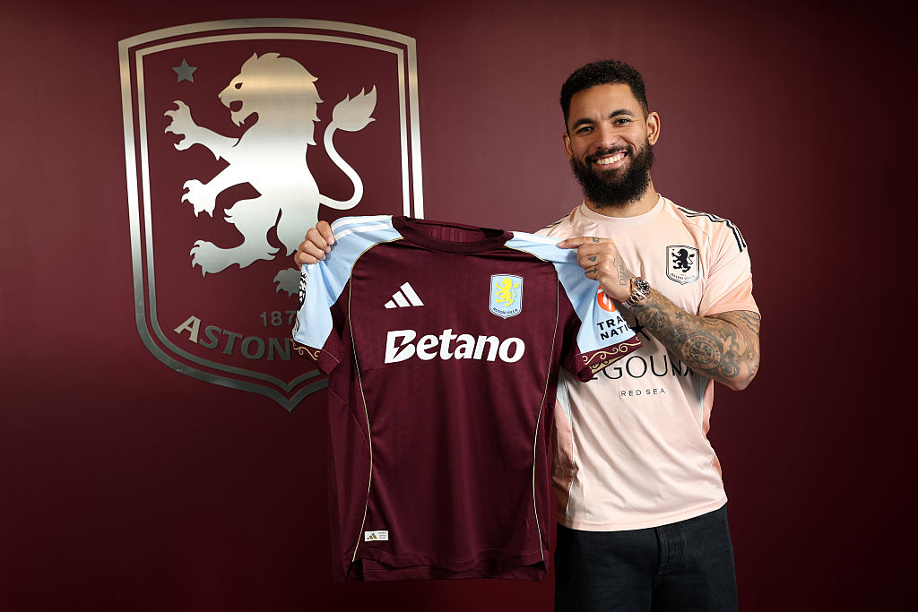 Leigazolta a Juventus középpályását az Aston Villa – HIVATALOS