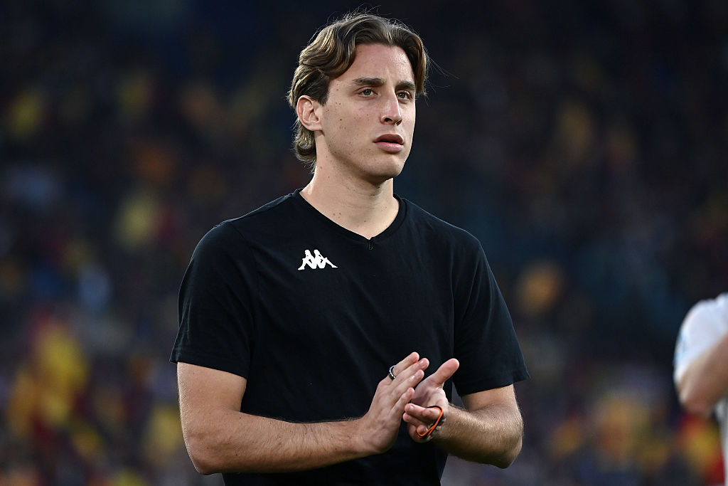 Több mint egy évvel az újraélesztése után, pályára lépett az AS Roma egykori játékosa