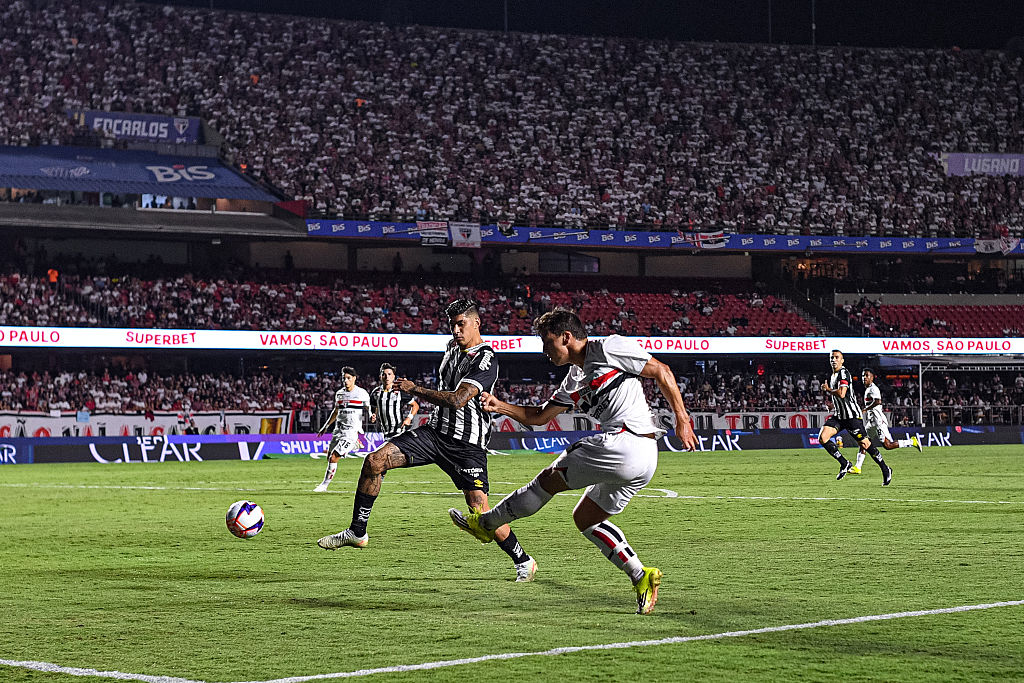 Campeonato Paulista: emberelőnyben győzött a Sao Paulo FC a Santos ellen – videóval
