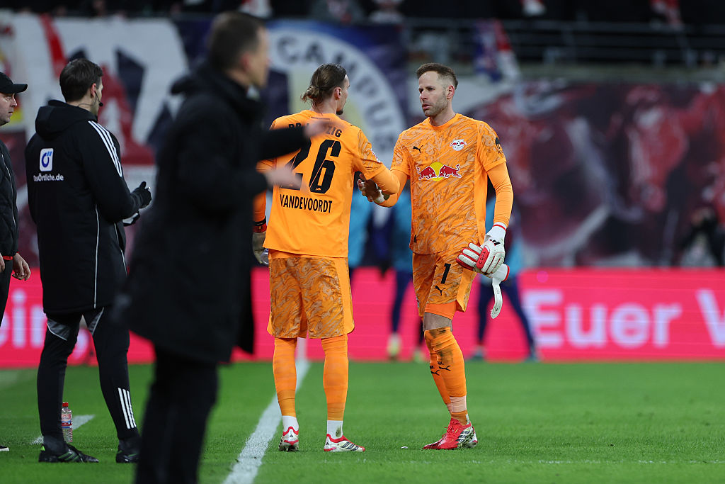 Szerződéshosszabbítás után sérülés: Aggódhatnak Lipcsében Gulácsi Péterért