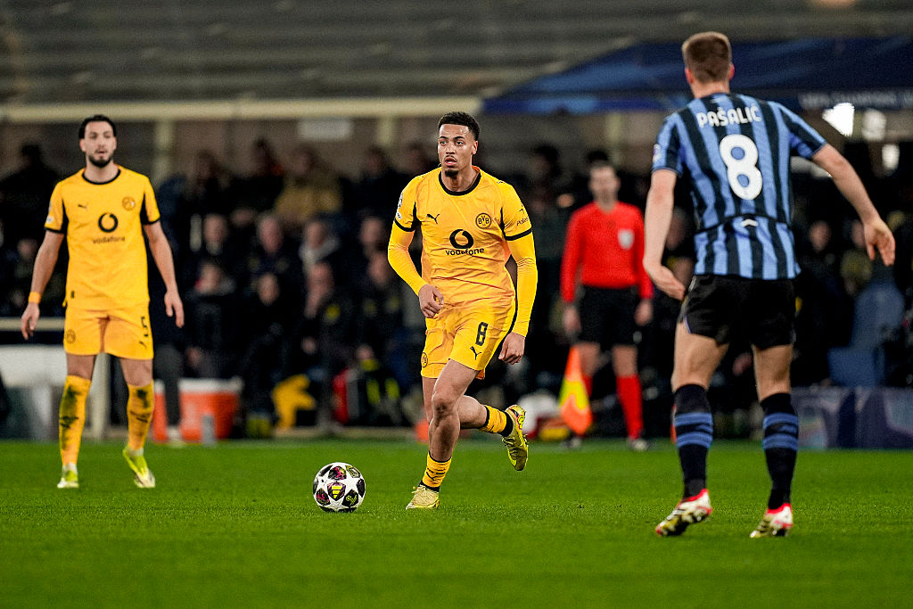 Bundesliga: aláírta új szerződését a Dortmund középpályása! – Hivatalos