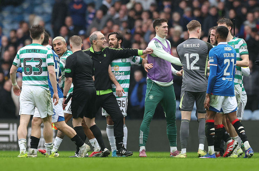 Skócia: hatalmas botrány a Rangers – Celtic meccsen! – videóval