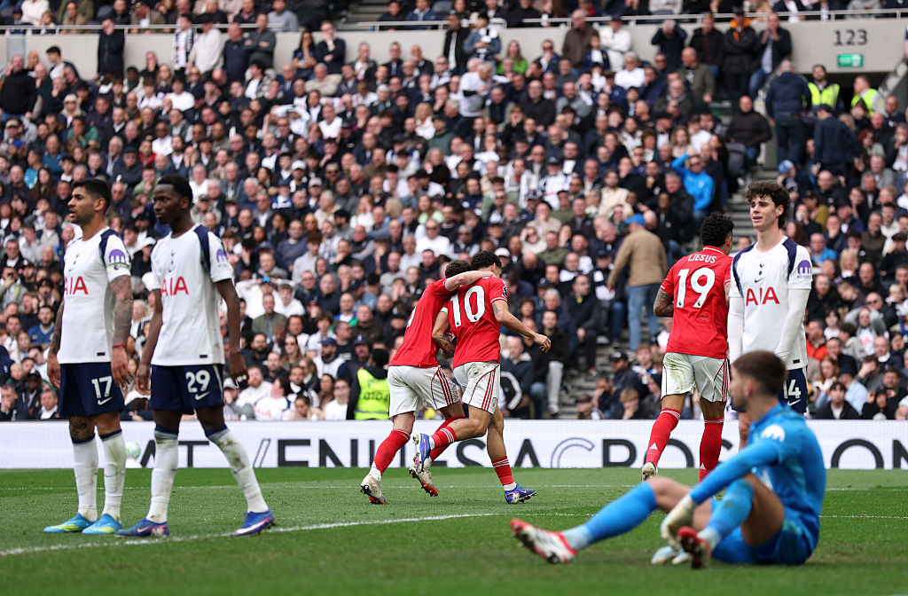 PL: hazai pályán szenvedett vereséget a Tottenham a Nottingham Forest ellen! – videóval