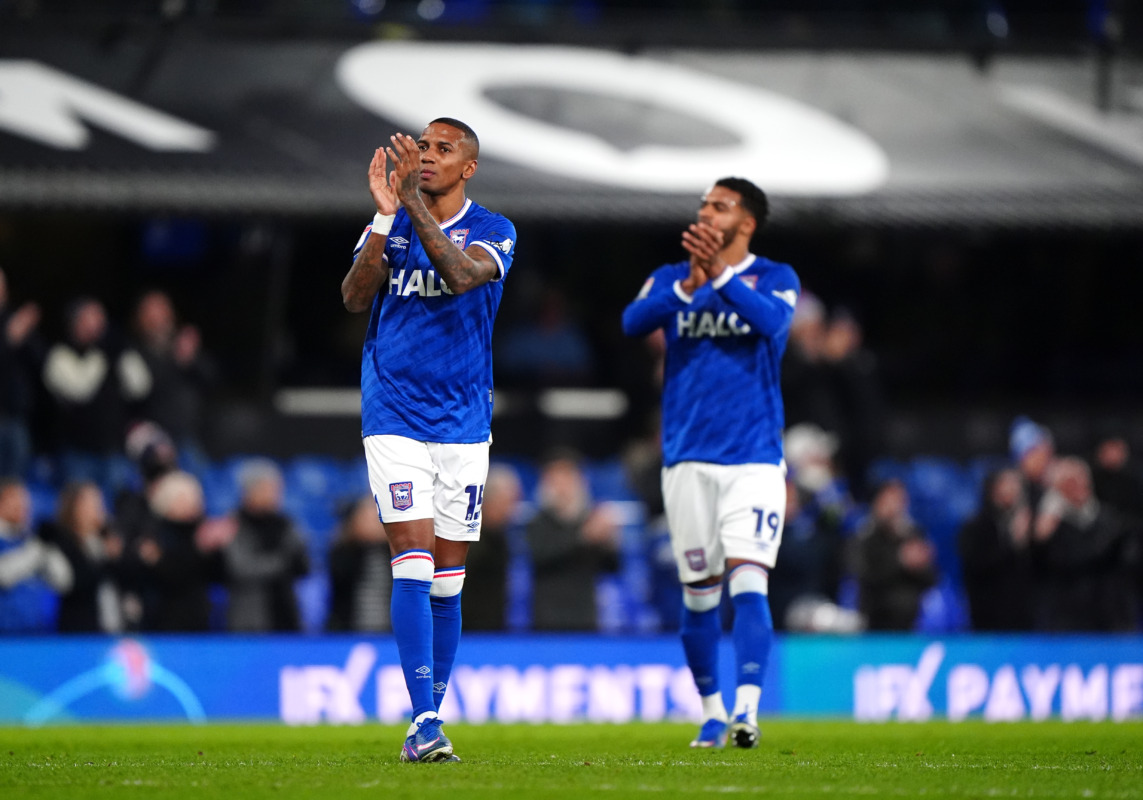 40 évesen visszavonult a Manchester United és az angol válogatott korábbi védője – HIVATALOS