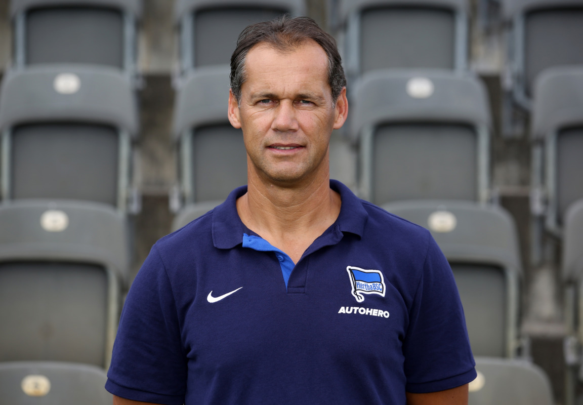 Bejelentést tett a klub, ötgólos vereség után született döntés az NB I-es edző jövőjéről – HIVATALOS