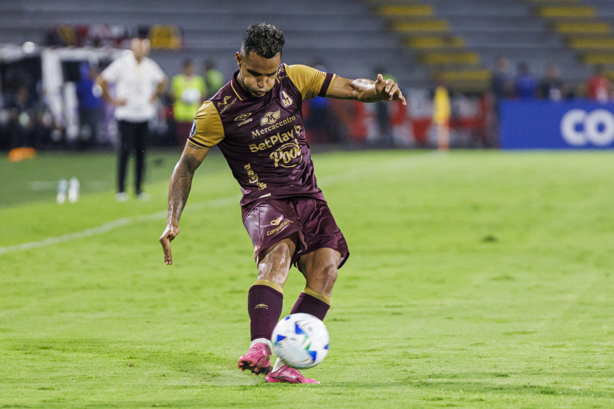 VIDEÓ: csak a szépítéshez volt elég a brutális szabadrúgásgól a Libertadores-kupában