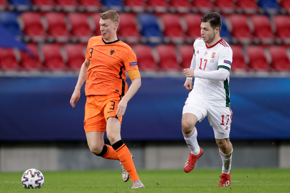 Hosszabb kihagyás vár a magyar válogatottban megsérült DVSC-támadóra – HIVATALOS