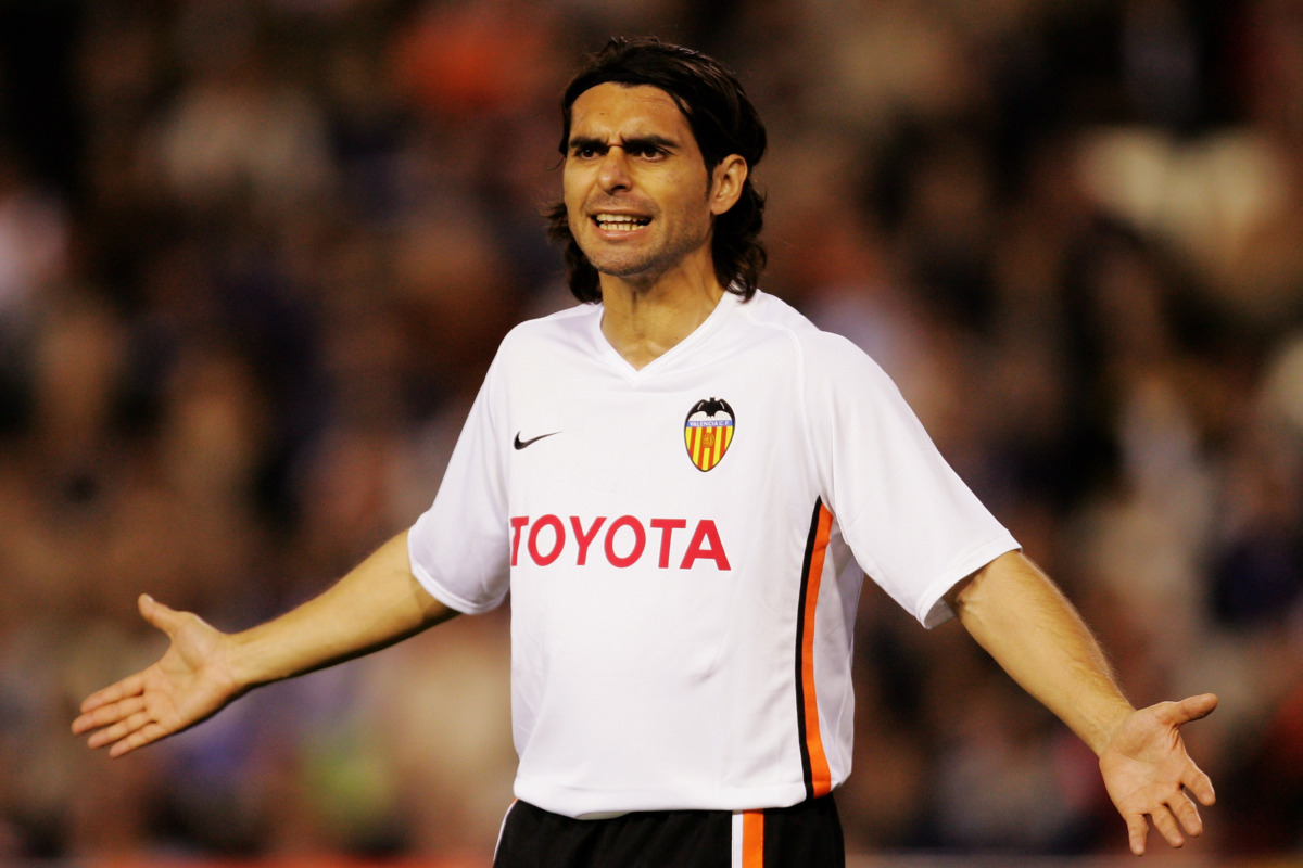 Ma 53 esztendős a Valencia egykori kiváló védője, Roberto Ayala!
